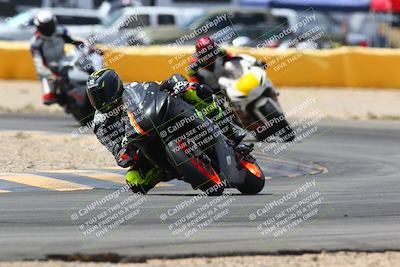 media/Apr-10-2022-SoCal Trackdays (Sun) [[f104b12566]]/Turn 2 (1135am)/